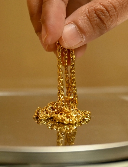 SELLING PRECIOUS METALS